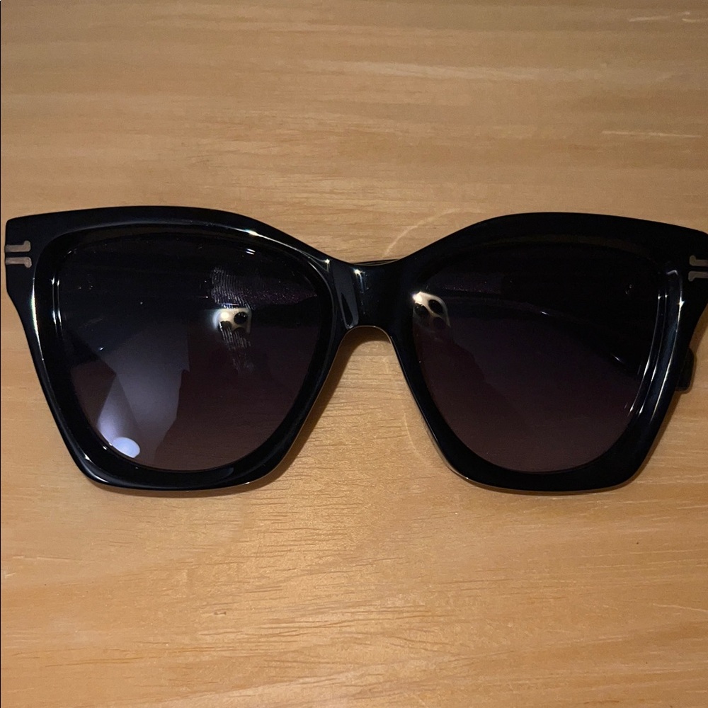 Marc Jacobs Black Sunglasses